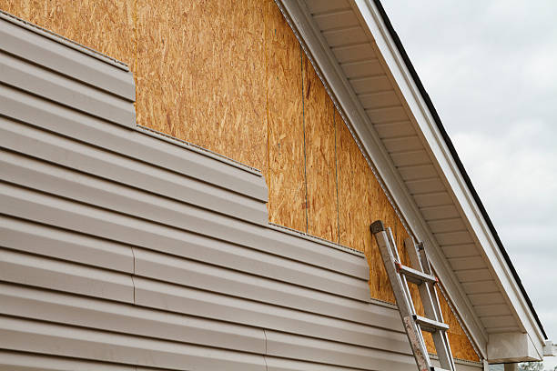 Professional Fiber Cement Siding technician working in Grasonville, MD